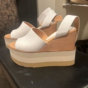Paloma barcelo platform sandal size 37